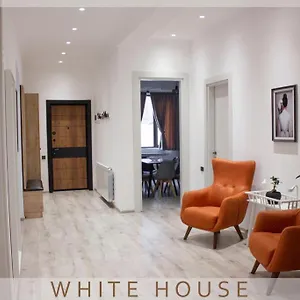 White House تبليسي